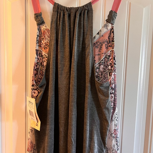 Rewind Tank Top - Picture 3 of 5